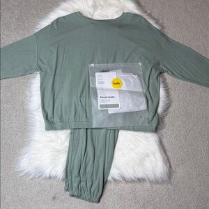 knix Sage Green Track Pants & Top Lounge Set